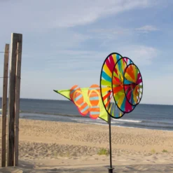 WindGarden Triple Spinner - Flip Flops 10 WindGarden Triple Spinner - Flip Flops